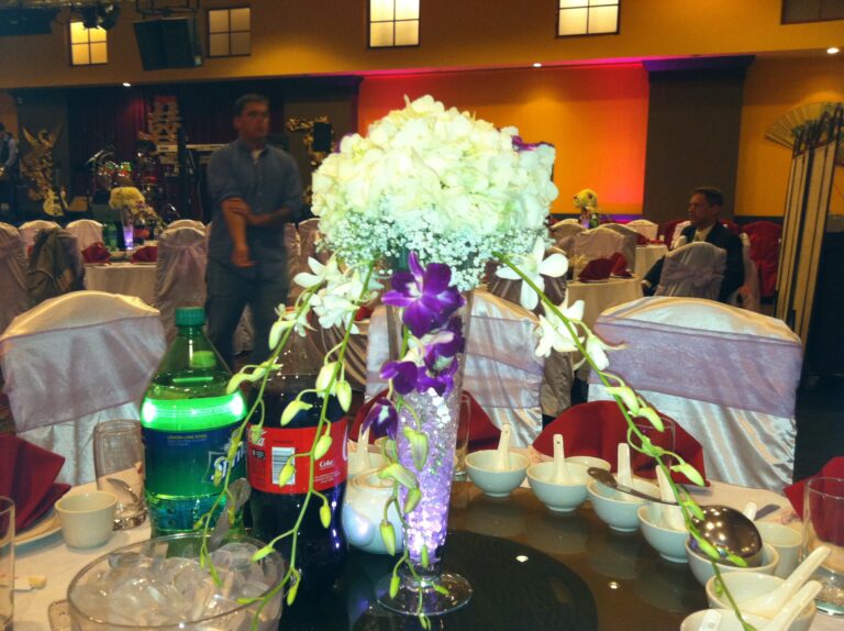 Wedding Flowers Table