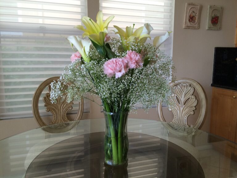 Wedding Flowers Table